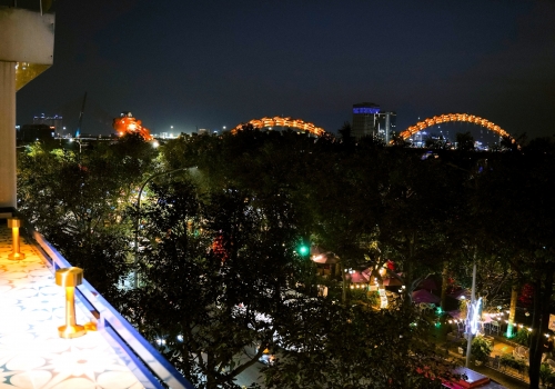 Flying Fish Rooftop Bar